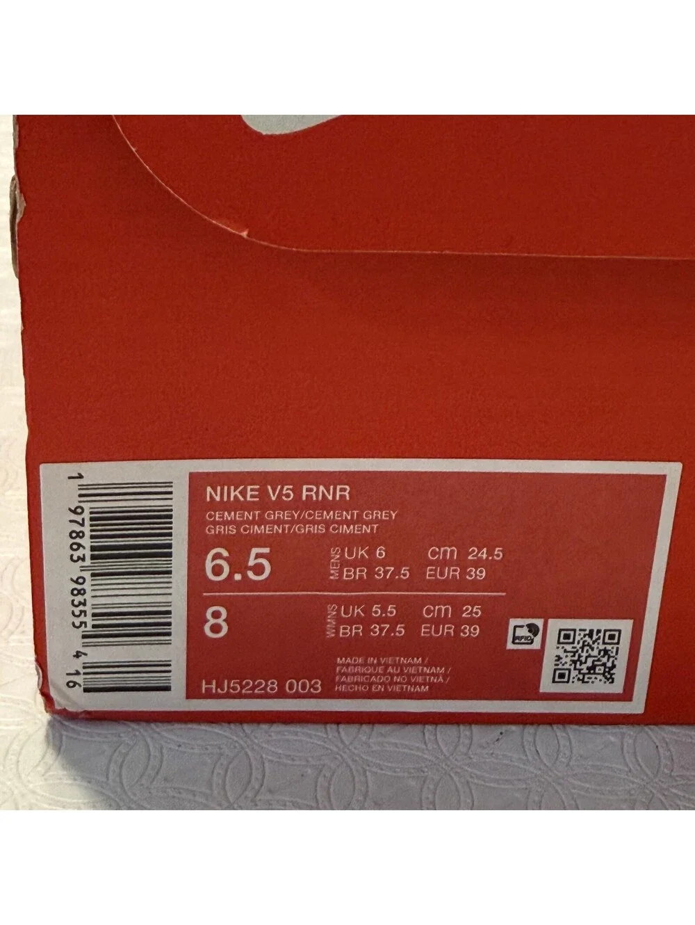 Nike V5 RNR Sneaker 8 Women's 6.5 Men's
